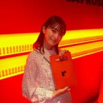 Mio Yuki Instagram - 古川優香さん @iamyukaf プロデュースのコスメブランド “RICAFROSH”さんのレセプションパーティにご招待いただいて行ってきました✨ 凄くかわいかったなぁ💄 私は02番のカラーをゲットしました☺︎ 友達に撮ってもらう時ラスト1枚気を抜きがち笑 #RICAFROSH #古川優香 さん #pr