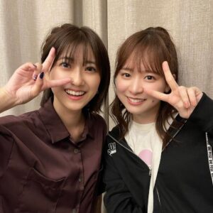 Miori Ohkubo Instagram - จบ concert Circle Jam แล้ว~!
มิโอรอเป็นคนที่จำอะไรไม่ค่อยเก่ง แต่ได้รับโอกาสแสดง 2 รอบ หัวของฉันระเบิดแล้วแต่มิโอริก็สามารถแสดงจนจบได้😭🙌
ซ้อม ประชุม ล่าม… เดือนนี้มันยากสำหรับมิโอริจริงๆ แต่รวมๆแล้วมันสนุกมากๆจริงๆค่ะ😁
มีความสุขมากที่ได้พูดคุยกับสมาชิก AKB48 ทุกคน หลังจากไม่ได้คุยกันมานาน!
พวกเขาใจดีและทำงานหนัก และเป็นโอกาสที่ดีสำหรับ BNK48 ที่จะได้เรียนรู้สิ่งใหม่ๆจากเขาค่ะ  ขอบคุณมากค่ะ🙇‍♀️

ในอนาคตมิโอริอยากจะทำ concert และงาน event กับวงพี่น้องสาว 48 group ด้วยกันอีกเยอะๆค่ะ ☺️

Finally, we get done with Circle Jam!
I'm not very good at memorizing things, but I was given the opportunity to perform 2 performances, and My head was going to explode, but I was able to finish it all😭🙌
Practice, meetings, interpreting, it was really hard for me this month, but all in all, it was really fun~😁
I was very happy to be able to talk with every AKB48 members after a long time!
They are kind and works hard, and it was a great opportunity for BNK48 to learn something new from them. Thank you very much🙇‍♀️

In the future, I want to do a lot of concerts and events and so on with many 48 sister groups together!☺️

サークルジャム、お疲れ様でした！
とにかく覚えるのが苦手なのに、2公演も出させていたただいて、頭が本当にパンクしてましたが、無事に終えることができました😭🙌
この1ヶ月間は、練習、ミーティング、通訳、めちゃくちゃ大変だったけど、全部ひっくるめ、めちゃくちゃ楽しかったー😁
久々にAKB48のみなさんとお話しすることができてとっても嬉しかったです！
優しくて、お仕事に一生懸命で、BNK48全体としても新たな学びがあった機会になりました。ありがとうございました🙇‍♀️

今後も海外グループがたくさん集まる様なコンサートやイベント等いっぱいしたいなぁ〜！☺️ﾜｸﾜｸ

#BNK48 #MioriBNK48 #大久保美織 #Miichan #AKB48 #CGM48 #JKT48 #AKB48teamTP #akb48groupcirclejam2023
