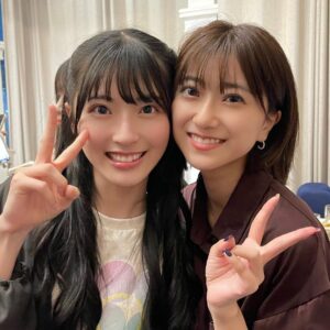 Miori Ohkubo Instagram - จบ concert Circle Jam แล้ว~!
มิโอรอเป็นคนที่จำอะไรไม่ค่อยเก่ง แต่ได้รับโอกาสแสดง 2 รอบ หัวของฉันระเบิดแล้วแต่มิโอริก็สามารถแสดงจนจบได้😭🙌
ซ้อม ประชุม ล่าม… เดือนนี้มันยากสำหรับมิโอริจริงๆ แต่รวมๆแล้วมันสนุกมากๆจริงๆค่ะ😁
มีความสุขมากที่ได้พูดคุยกับสมาชิก AKB48 ทุกคน หลังจากไม่ได้คุยกันมานาน!
พวกเขาใจดีและทำงานหนัก และเป็นโอกาสที่ดีสำหรับ BNK48 ที่จะได้เรียนรู้สิ่งใหม่ๆจากเขาค่ะ  ขอบคุณมากค่ะ🙇‍♀️

ในอนาคตมิโอริอยากจะทำ concert และงาน event กับวงพี่น้องสาว 48 group ด้วยกันอีกเยอะๆค่ะ ☺️

Finally, we get done with Circle Jam!
I'm not very good at memorizing things, but I was given the opportunity to perform 2 performances, and My head was going to explode, but I was able to finish it all😭🙌
Practice, meetings, interpreting, it was really hard for me this month, but all in all, it was really fun~😁
I was very happy to be able to talk with every AKB48 members after a long time!
They are kind and works hard, and it was a great opportunity for BNK48 to learn something new from them. Thank you very much🙇‍♀️

In the future, I want to do a lot of concerts and events and so on with many 48 sister groups together!☺️

サークルジャム、お疲れ様でした！
とにかく覚えるのが苦手なのに、2公演も出させていたただいて、頭が本当にパンクしてましたが、無事に終えることができました😭🙌
この1ヶ月間は、練習、ミーティング、通訳、めちゃくちゃ大変だったけど、全部ひっくるめ、めちゃくちゃ楽しかったー😁
久々にAKB48のみなさんとお話しすることができてとっても嬉しかったです！
優しくて、お仕事に一生懸命で、BNK48全体としても新たな学びがあった機会になりました。ありがとうございました🙇‍♀️

今後も海外グループがたくさん集まる様なコンサートやイベント等いっぱいしたいなぁ〜！☺️ﾜｸﾜｸ

#BNK48 #MioriBNK48 #大久保美織 #Miichan #AKB48 #CGM48 #JKT48 #AKB48teamTP #akb48groupcirclejam2023