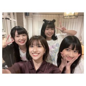 Miori Ohkubo Instagram - จบ concert Circle Jam แล้ว~!
มิโอรอเป็นคนที่จำอะไรไม่ค่อยเก่ง แต่ได้รับโอกาสแสดง 2 รอบ หัวของฉันระเบิดแล้วแต่มิโอริก็สามารถแสดงจนจบได้😭🙌
ซ้อม ประชุม ล่าม… เดือนนี้มันยากสำหรับมิโอริจริงๆ แต่รวมๆแล้วมันสนุกมากๆจริงๆค่ะ😁
มีความสุขมากที่ได้พูดคุยกับสมาชิก AKB48 ทุกคน หลังจากไม่ได้คุยกันมานาน!
พวกเขาใจดีและทำงานหนัก และเป็นโอกาสที่ดีสำหรับ BNK48 ที่จะได้เรียนรู้สิ่งใหม่ๆจากเขาค่ะ  ขอบคุณมากค่ะ🙇‍♀️

ในอนาคตมิโอริอยากจะทำ concert และงาน event กับวงพี่น้องสาว 48 group ด้วยกันอีกเยอะๆค่ะ ☺️

Finally, we get done with Circle Jam!
I'm not very good at memorizing things, but I was given the opportunity to perform 2 performances, and My head was going to explode, but I was able to finish it all😭🙌
Practice, meetings, interpreting, it was really hard for me this month, but all in all, it was really fun~😁
I was very happy to be able to talk with every AKB48 members after a long time!
They are kind and works hard, and it was a great opportunity for BNK48 to learn something new from them. Thank you very much🙇‍♀️

In the future, I want to do a lot of concerts and events and so on with many 48 sister groups together!☺️

サークルジャム、お疲れ様でした！
とにかく覚えるのが苦手なのに、2公演も出させていたただいて、頭が本当にパンクしてましたが、無事に終えることができました😭🙌
この1ヶ月間は、練習、ミーティング、通訳、めちゃくちゃ大変だったけど、全部ひっくるめ、めちゃくちゃ楽しかったー😁
久々にAKB48のみなさんとお話しすることができてとっても嬉しかったです！
優しくて、お仕事に一生懸命で、BNK48全体としても新たな学びがあった機会になりました。ありがとうございました🙇‍♀️

今後も海外グループがたくさん集まる様なコンサートやイベント等いっぱいしたいなぁ〜！☺️ﾜｸﾜｸ

#BNK48 #MioriBNK48 #大久保美織 #Miichan #AKB48 #CGM48 #JKT48 #AKB48teamTP #akb48groupcirclejam2023