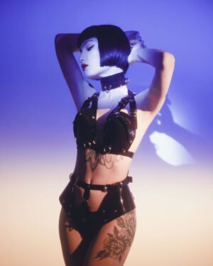 Miriam Veil Instagram - NIGHT FALLS out now on @altarmag 🌙 Wearing my Robo Hipster set from @jivomir.domoustchiev 🖤
.
Pictures by @yiyinglai_ with @alessio_cocchi at @ps.spaces 💋