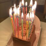 Miyu Kitamuki Instagram – 気づけば今日で24歳
産んでくれた母とこれまで支えてくれた家族と出会ってくれた皆さんに心から感謝です。
コメント・DMでメッセージくださった方々ありがとうございます🙇‍♀️

母が24歳だからと律儀に24本ロウソクを立ててくれましたがほぼ火事でした。