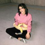 Molly Tarlov Instagram - My new waist trainer came in 🐍