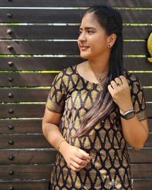 Monisha Vijay Instagram - Less perfection, more authenticity🖤
#nofilter #ethirneechalserial #ethirneechal #ethirneechalonsuntv #ethirneechalsuntv #suntv #suntvserial #salwar #salwarsuits #instagood #instapose #instacool #instaphoto #instatrend #trending #photooftheday #photoshoot #photography #candid #authenticity