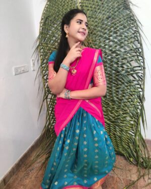 Monisha Vijay Instagram - Being Dharshini 💖
Watch Ethirneechal from Mon to Sat at 9.30pm @suntv 
.
.
#ethirneechalserial #ethirneechal #suntv #suntvserial #suntvserialactress #suntvactress #instagood #instaartist #instaactor #serial #instapost #halfsaree #halfsareefunction #celebration #instacelebration #instafashion #instapic
