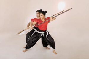 Monisha Vijay Instagram - Sisters in battle with the oldest martial art⚔️
.
.
#kalaripayattu #katara
#katar #kalari
#kalaripayattumartialarts #kalaripayyatu #kalarippayattu #sword #sheild #swordfight #martialarts #martialartist #martialartphotography #martialartstraining #superwoman #supergirl #selfdefense #fight #supersisters #selfdefenseforwomen #selfdefensetraining #ethirneechal #ethirneechalserial #suntv #photooftheday #silambam #velu #kick