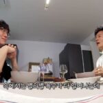 Moon Ji-Ae Instagram - 유튜브 시장이 엄청난 속도로 성장하며 이제는 제작사와 셀럽이 모두 참여하는 완벽한 채널이 돼버렸다. 넉넉한 자금과 뛰어난 인력이 투입되는데 거기에 tv를 벗어난 날것의 자유로움까지 얹어지니 사실.. 심하게 재밌다. 몸집은 커졌지만 여전히 첫 매력을 잃지 않고 소박한 유튜브의 맛을 유지하는 #먹을텐데 는 나의 최애 유튜브 중 하나. 얼마 전 박진영님의 인터뷰는 모두의 삶의 화두인 ‘에너지’에 동력을 더해주었다. 욕망을 억누르며 '바르게 열심히 사는 것' 그리고 그냥 쭉 '심플하게 해나가는 것'. 간절하게 사랑하는 일은 모름지기 긴장과 두려움의 영역인 것. 청룡에서 본 #박진영 님의 무대는 그래서 더 특별하게 보였다.