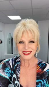 Morgan McMichaels Instagram - OMG OMG OMG THIS IS EPIC !!! I just received the best present EVER from my sister @itsravenhunty_ and @rupaulsdragrace !!! The legendary Dame Joanna Lumley herself has sent me a video message with love and her seal of approval of my Patsy Stone Impersonation !!! Ok I was a a blubbering mess when I watched it and it will be something that I will cherish forever ! I mean cmon ABSOLUTELY FABULOUS is that !!! Thank you 🙏 so much to a r Raven for making this happen ! Watch RuPaul’s #DragRaceUK now on @wowpresentsplus (worldwide ex. UK and Canada) and @bbcthree (UK) BBC London