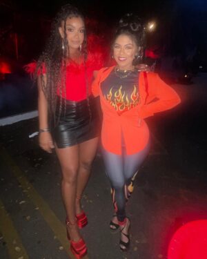 Moriah Brown Instagram - Celebrated the premiere of one of the most important people in my life growing up @annieggonzalez ‼️ Pls go watch @flaminhotmovie it is a MUST SEE, a beautiful inspiring story. Growing up smack in the middle of east la together to seeing her on the big screen in a movie representing us chicanos all over means SO MUCH! I am so damn proud and love you cousin🥹 #flaminhotmovie OUT NOW on @hulu @disneyplus Huge Congrats as well to @lindayvettechavez @devonfranklin @evalongoria ❤️

Mua: @shanell.sorrells 💄
Accessories: @maisonveemode