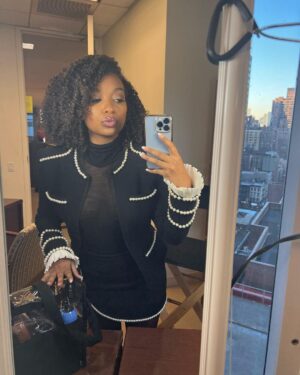 Moriah Brown Instagram - Forgot to post the details of THE FIT‼️From episode ✌🏾@ghoststarz - Pls enjoy the deets including hair and makeup by the best! 

Hair: @jaimealcivar ➰ 
Mua: @msruthiemakeup 💄
Fit: @chanelofficial ✨