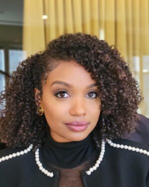 Moriah Brown Instagram - Forgot to post the details of THE FIT‼️From episode ✌🏾@ghoststarz - Pls enjoy the deets including hair and makeup by the best! 

Hair: @jaimealcivar ➰ 
Mua: @msruthiemakeup 💄
Fit: @chanelofficial ✨