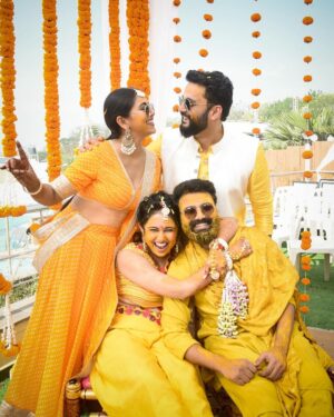 Mrunmayee Deshpande Instagram - ❤️ हळद
#SwaG #lafdi 

Wedding outfit styling - 
@ketaki_ashish @stylebyk2
Phaotography - @sarrikaaaaaa 
Mrunmayee Wardrobe - @designer_kazbee
MUA @priyanakpore_makeupartist
Jewellery- @sorayaajewels_ 
Swapnil’s Wardrobe - @vaanis_official

Aesthetics and Skincare @thefacestudio.in @_prajakta.kulkarni_