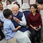 Narendra Modi Instagram - A Metro journey made even more special by these amazing co-passengers!