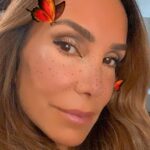Natalia Streignard Instagram - Happy bday tu mi… ! Jajajajjajajja estaba put desde mi cumple… preparando de todo porque ayer festeje!! Vean en mi story que pro me he vuelto arreglando las mesas de comida!!! Mis ojos delineados eatilo Arabe jajajajja ahi aprendiendo a hacerlo..