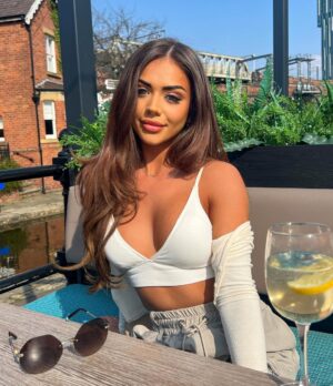 Natalia Zoppa Instagram - Starting to get that summer feeling ☀️