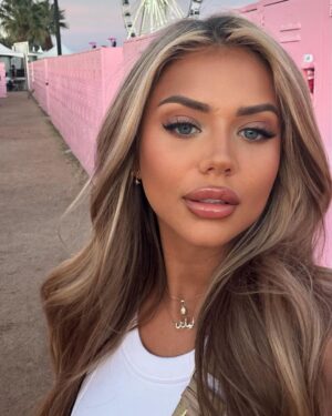 Natalia Zoppa Instagram - LA/Chella dump ☀️