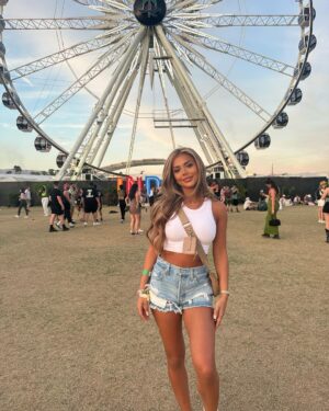Natalia Zoppa Instagram - LA/Chella dump ☀️