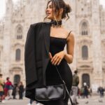 Natalie Negrotti Instagram - Duomo, Milan 🇮🇹🍝🖤