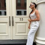Natalie Negrotti Instagram - you can catch me in soho with an arepita in my hand 🫓🇻🇪 Ft. @sunglasshut Greene Street, Soho
