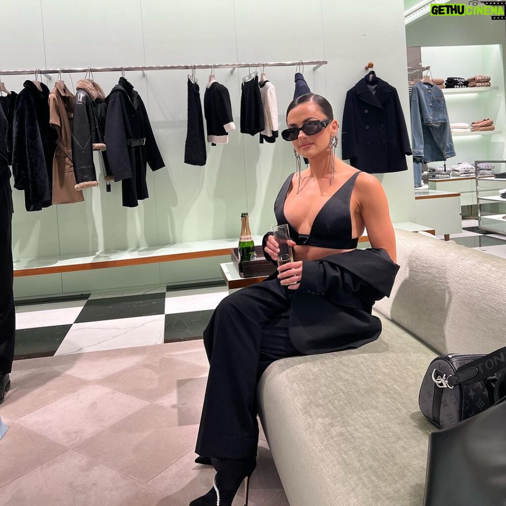 Natalie Negrotti Instagram - Pregame at Prada 🥂 Selfridges Oxford Street, London