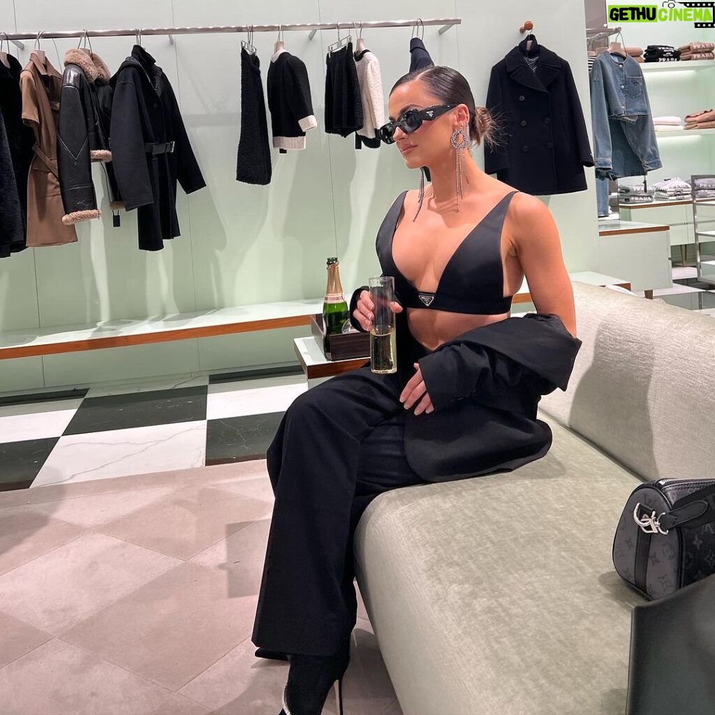 Natalie Negrotti Instagram - Pregame at Prada 🥂 Selfridges Oxford Street, London