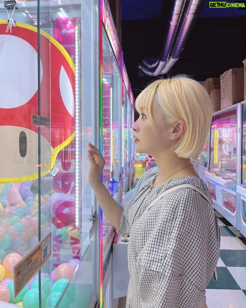 Natsumi Maki Instagram - UFOキャッチャーにへばりついてる。 こんな彼女はどうですか🥳🫶 #大慶園 #natsupoi #なつぽい #プロレスラーの休日