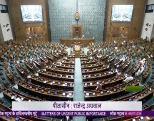 Navaneet Kaur Instagram - अमरावती जिल्हयातील व अमरावती विभागामध्ये पावसामुळे झालेल्या शेतक-यांच्या शेतातील कापूस सोयाबीन तुर गहू, हरबरा कांदा मका, ज्वारी, संत्रा  व इतर शेतपिकांचे व फळपिकांचे तसेच भाजीपाला पिकांचे नुकसान झालेले आहे त्याचप्रमाणे मृत्युमुखी पडलेल्या पशुधनाचे पडझड झालेल्या घराचे नुकसानीचे सरसकट तात्काळ पंचनामे करुन त्वरित  शासनाकडुन शेतक-यांना मदत देण्यासंबंधी आदेश द्वावे