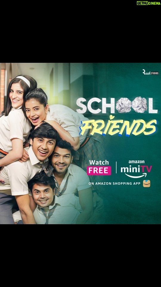 Navika Kotia Instagram - School Friends ko apne friends banane ready ho tum? 🤩 @navika_kotia @aadityagupt.a @mealishaparveen @manavsoneji @the_onlyansh #SchoolFriendsOnAmazonminiTV