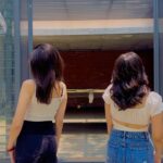 Navika Kotia Instagram - POV - Two best friends who are equally filmy! 👯‍♀️✨ . . #reelsinstagram #filmy #reelitfeelit #bollywood #dancereels #fyp #explore