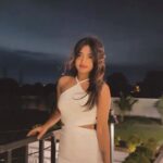 Nayani Pavani Instagram - I’m 💁🏻‍♀️ #nayanipavani