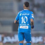 Neymar Jr Instagram - Muito feliz por estrear com vitória … obrigado aos torcedores pela homenagem 🙏💙
