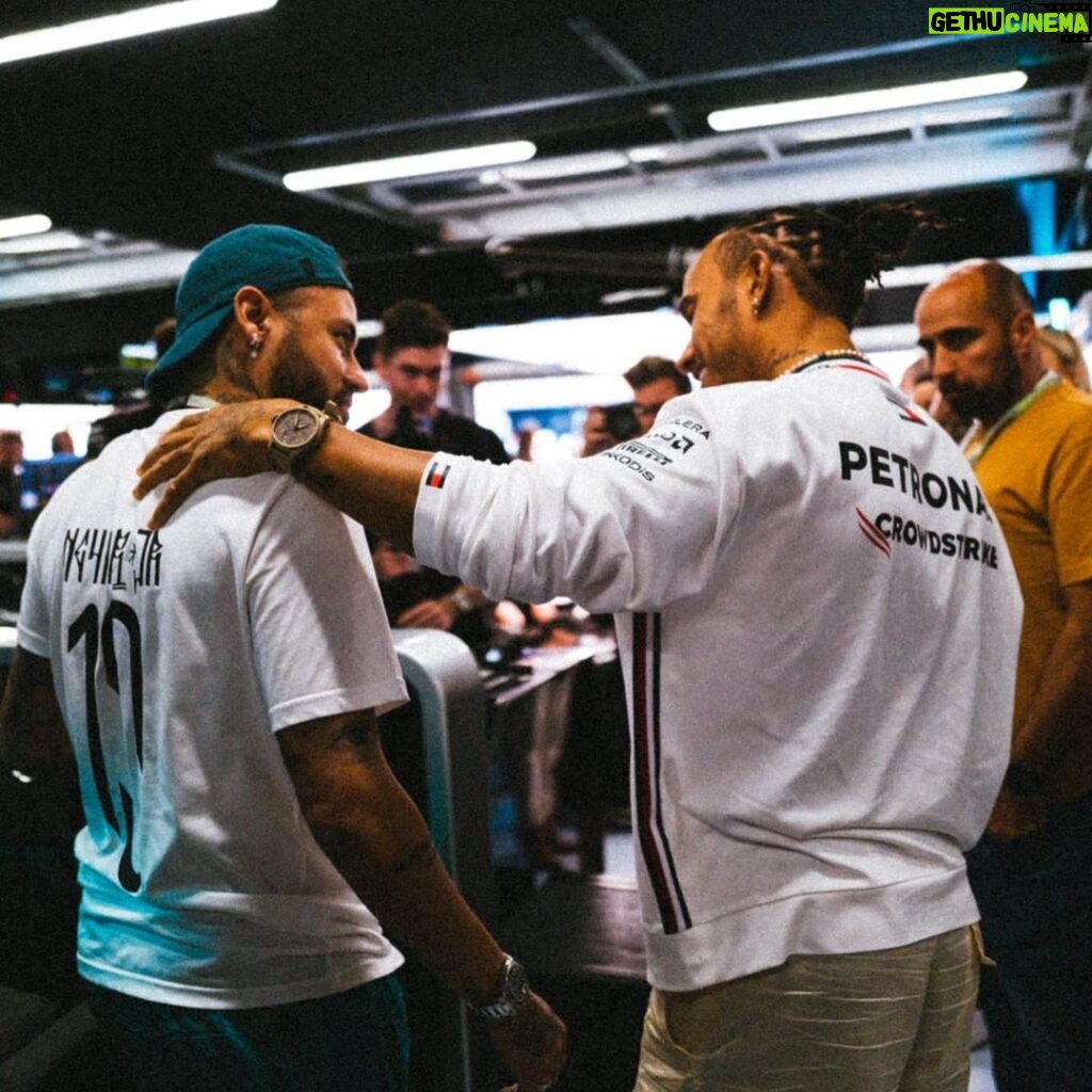 Neymar Jr Instagram - Amazing day with 🏁 @pumamotorsport