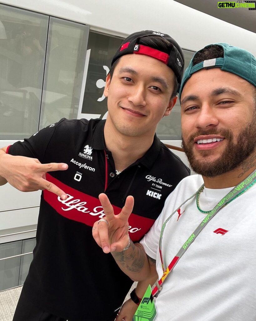 Neymar Jr Instagram - Selfie w/ the FAM 🫣 NEYMAR JR X PUMAMOTORSPORT X @f1