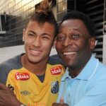 Neymar Jr Instagram - Antes de Pelé, "10" era apenas um número. Li essa frase em algum lugar, em algum momento da minha vida. Mas essa frase, linda, está incompleta. Eu diria que antes de Pelé, o futebol era apenas um esporte. Pelé mudou tudo. Transformou o futebol em arte, em entretenimento. Deu voz aos pobres, aos negros e principalmente: Deu visibilidade ao Brasil. O futebol e o Brasil elevaram seu status graças ao Rei! Ele se foi, mas a sua magia permanecerá. Pelé é ETERNO!!
