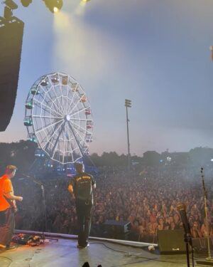 Niall Horan Instagram - BOSTON thank you for an incredible night . Perfect audience to kickstart an amazing summer of festivals. Can’t wait to come back and see you all next year on tour xxx
