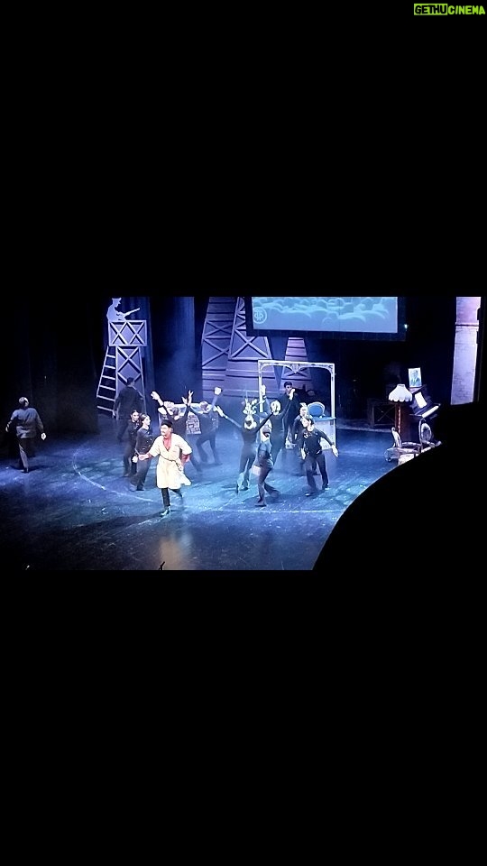 Nicat Əli Instagram - "Qorxma, Biz Səninləyik!" "Не Бойся, Мы С Тобой!" @akademik_musiqili_teatr @culture.gov.az @heydaraliyevfoundationofficial @poladbulbulogluofficial @yuliygusman @gusman4749 . #nicataliofficial #nicatali #actor #oyuncu #set #serial #kino #film #azerbaijan #baku #azerbaycanfilm #dizi #zkfo #zenginkızfakiroğlan #musicaltheatre #notrdamqozbeli #akademikmusiqiliteatr #theatre #instagram #instagramaz #trt1 #imtahanofficial #xezertvofficial #parisnotrdamaithaf #kvazimodo #квазимодо