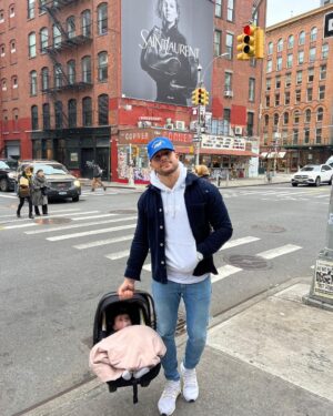 Nick Barrotta Instagram - big city with my little girl 💕