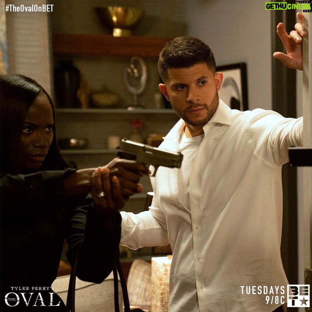 Nick Barrotta Instagram - @theovalonbet fans — who’s locked into season 4!? catch all new episodes tuesdays 9/8 on @bet #theovalonbet @tylerperrystudios Tyler Perry Studios