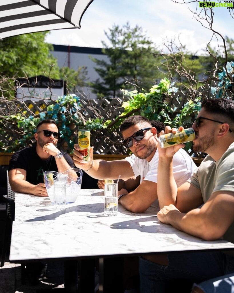 Nick Barrotta Instagram - can’t get enough of @drinksimplyspiked — we’re cracking a few open in honor of simply’s 21st birthday. go grab one and let’s celebrate! there’s nothing like a cold one on a hot summer day! 😎🎉 #itsgettingjuicy #partner The Ivy Kitchen & Bar