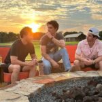 Nick Jonas Instagram - Happy Labor Day weekend everyone. This tour has be incredible so far! Having a little family time in the Texas sunset tonight before a big Austin show tomorrow 🤘