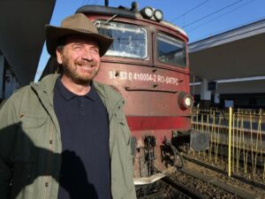 Nick Knowles Instagram - Amazing Railway Adventures is back! 

In the first of many adventures, we travel from Prague to Budapest. On next Friday 22nd September on Ch5 at 9pm. 

I see some stunning cities along the way, face my fear of heights and get to travel on some beautiful trains, it’s a good one.

#AmazingRailway