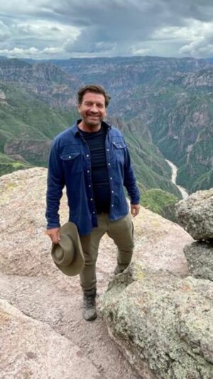 Nick Knowles Instagram - Nick Knowles Amazing Train Adventures Ch5 9pm Friday via n zMexico
#adventure #tv #dance #mexico #trains #railways
