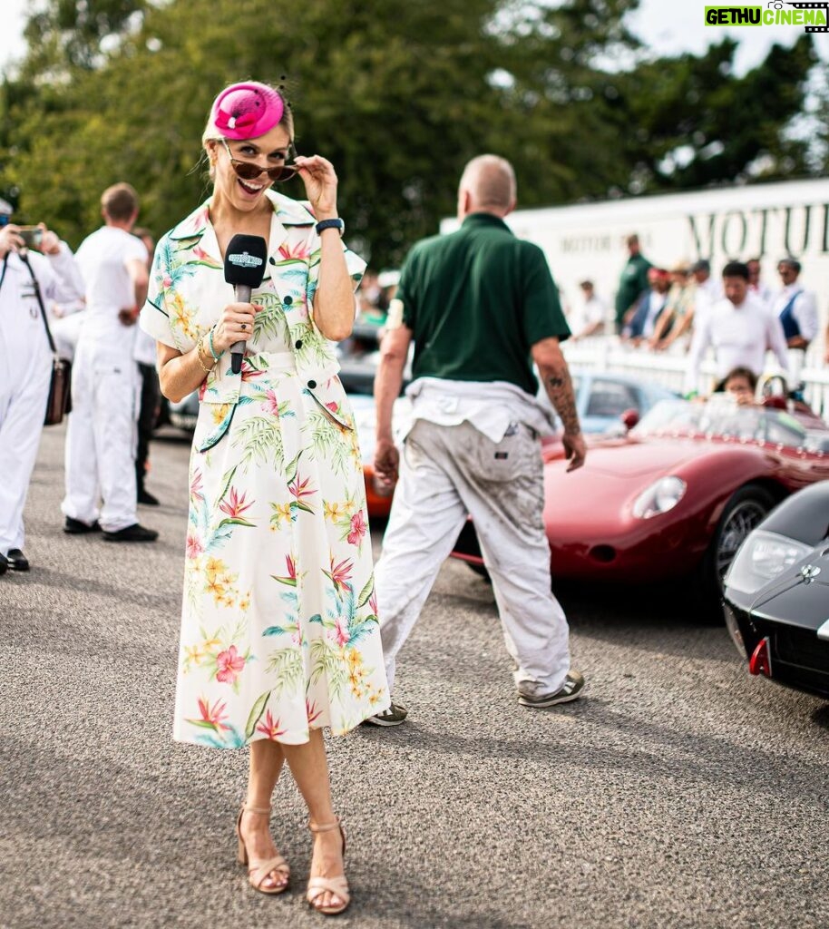 Nicki Shields Instagram - Stepping in back in time! Vintage fashion, iconic cars and flat out historic racing … Goodwood Revival has it all🙌🏼 Delighted to be back on the mic alongside @mr_davidgreen. 🎤🎤 Catch all the action live all weekend on the @goodwoodrrc and @skysportsf1 YouTube channel, and on @itv4 tonight. Thank you to my talented 📸📸 buddies @loujohnsonphoto and @dominic_james_photography And to @grantansbro79 for all the BTS 📸 Wearing @rocknromancevintage Glasses by @retropeepers Styled by @aliceburnfield Make up by @juliasnowdon.mua #goodwoodrevival #historic #racing #vintage #vintagefashion #f1 #itvsport #skysports Goodwood Motor Circuit