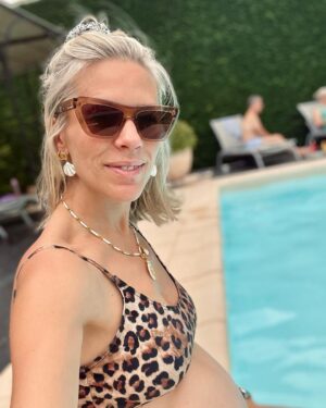 Nicki Shields Instagram - This week I’ve been mostly waddling round Provence.. Making the most of our last holiday for a while! 💖☀️🇫🇷

Loving discovering a part of France I’ve never been to before.. Gordes, Luberon, Roussillon … what a stunning part of the world! 😍☀️Still got a few more days to go if you have any last minute recommendations🙏🏼

The DS7 has been providing us with plenty of fun on the road! 💙

#family #holiday #luberon #gordes #roussillon #pool #southoffrance #discovering #drive #roadtrip #ds7