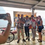 Nicole Seah Instagram - Hammer sale at Kovan 209 market today, in the ward of MP @sylvialim65 . The market was bustling with good food and long queues! Had the pleasure of walking with Marine Parade GRC candidate @fadli_fawzi and seasoned WP veterans. Following which, had to make the best of a precious Sunday by bringing the eldest out for a swim. Wishing all a restful National Day weekend. Kovan 209 Market & Food Centre
