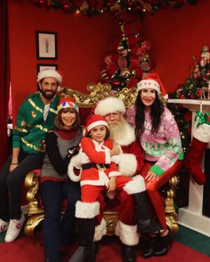 Nicole Stuart Instagram - Happy Wednesday, everyone! 🎄✨ Getting into the Christmas spirit here with some festive cheer and cozy vibes. Wishing you all a wonderful day filled with warmth, joy, and maybe a little holiday magic! #HappyWednesday #ChristmasSpirit #FestiveVibes