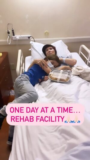 Nicole Stuart Instagram - Overwhelming emotions but remaining optimistic somehow and focusing on the positive things like the fact that she is alive and that I get more time with her.  Please keep sending positive thoughts and prayers… ♥️🙏🏻♥️ we will get through this and a huge thank you to all who have been so supportive, compassionate and understanding during this intense time. Feeling so much gratitude and love. Many people have asked what they can do to help like; send flowers or just weren’t sure what to do so @fbvegas and @ceciliagms @cecilia.in.the.raw created a Go Fund Me page to help Laraine Stuart take care of her on-going bills and get her the extra care she’ll need in the nest 2/3 months and I am forever grateful for this~ if your inclined to share or even donate to that #link is in my bio any and all will go directly to all of her bills and medical costs etc… anything is super appreciated… with love Nicole ♥️🙏🏻♥️