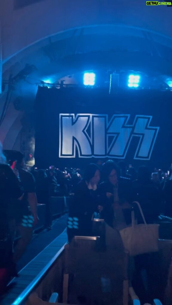 Nicole Stuart Instagram - 🎸🔥 What an epic concert! It’s taken me two days to recover. LOL!! I haven’t had that much fun in a long time with @suziesuzq5. What a blast! @paulstanleylive, couldn’t think of a better first concert to take our son to. You guys killed it and beyond!!! And @itsevanstanley, you guys @amberwildband killed it as well!! You were awesome. Looking forward to seeing more of you!! Bravo!!! 🎉🎉🎉👍👍👍💀 #EpicConcert #RockedTheNightAway #UnforgettableExperience #FamilyFun #IncrediblePerformances #MusicLovers #LiveMusicExperience @juliodash #kiss #kissarmy
