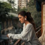 Nidhi Shah Instagram - 🖤🖤 . . Shot by - @bharat_rawail Styled by - @stylistshikhar Jewelry - @anantayabymani