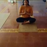 Niharica Raizada Instagram - Happy 2024 Everyone. Day 2 at the @abhyasschoolofyoga We started the day with oil pulling, jal neti important part of Shatkarma. Yoga, is very difficult and my whole body is hurting. But it is the best practice for unity of mind, body and soul. योगश्चित्तवृत्तिनिरोधः । तदा द्रष्टुः स्वरूपेऽवस्थानम् ॥ Yogash chitta vritti nirodhah, Tada drashtuh svarupe avasthanam. Yoga is the cessation of the fluctuations of the mind. Then the seer abides in their own nature. Post Yoga, we had our juice and fruit. Now, in sometime we will have our breakfast and ayurvedic treatments again. #NiharicaRaizada #HapptNewYear Great start to the year.